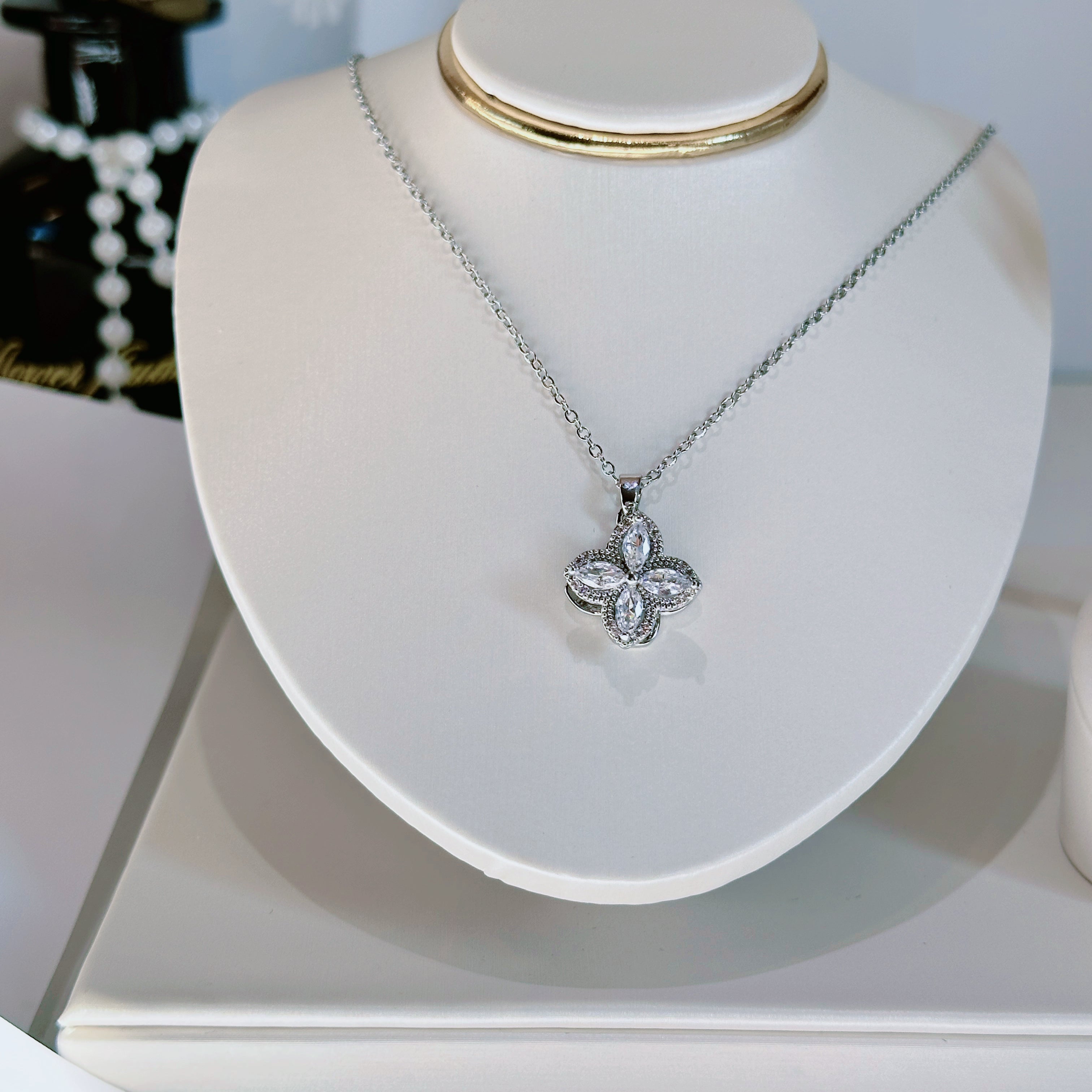 Rotating Four-Petal Flower Jewelry Set - Necklace, Earrings & Ring | “Good Luck Turn” Moving Charm - Pale Luna Jewelry