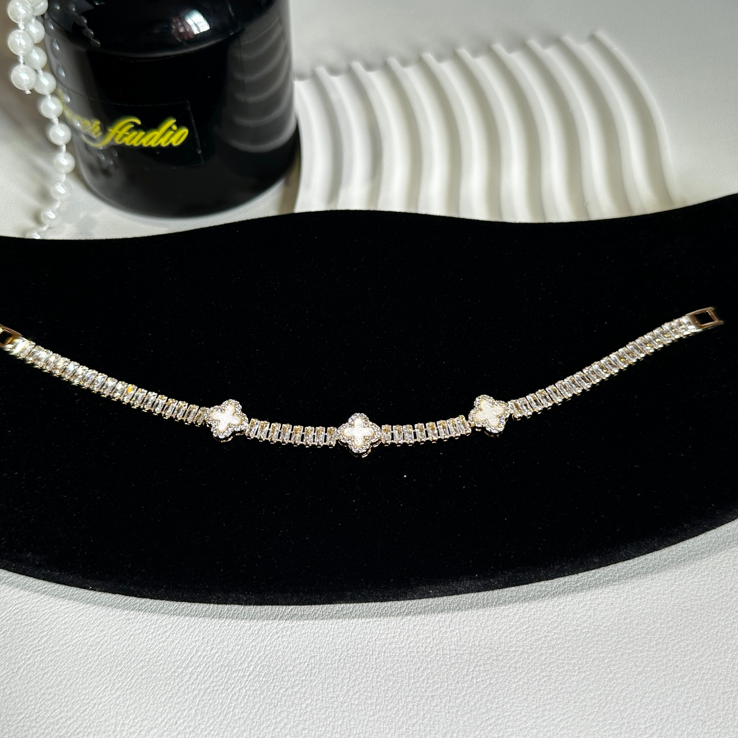 Gold Clover Bracelet - 18.5cm Four Leaf Clover Zirconia Bracelet | Luck & Protection Jewelry - Pale Luna Jewelry