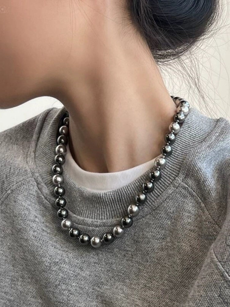 Shadow Gradient · 8-10mm Tahitian Grey Bead Choker